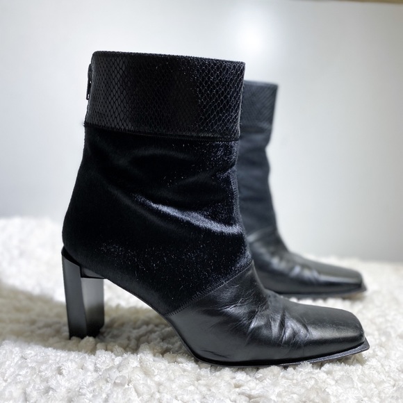 Stuart Weitzman Shoes - Stuart Weitzman calfskin suede leather boots